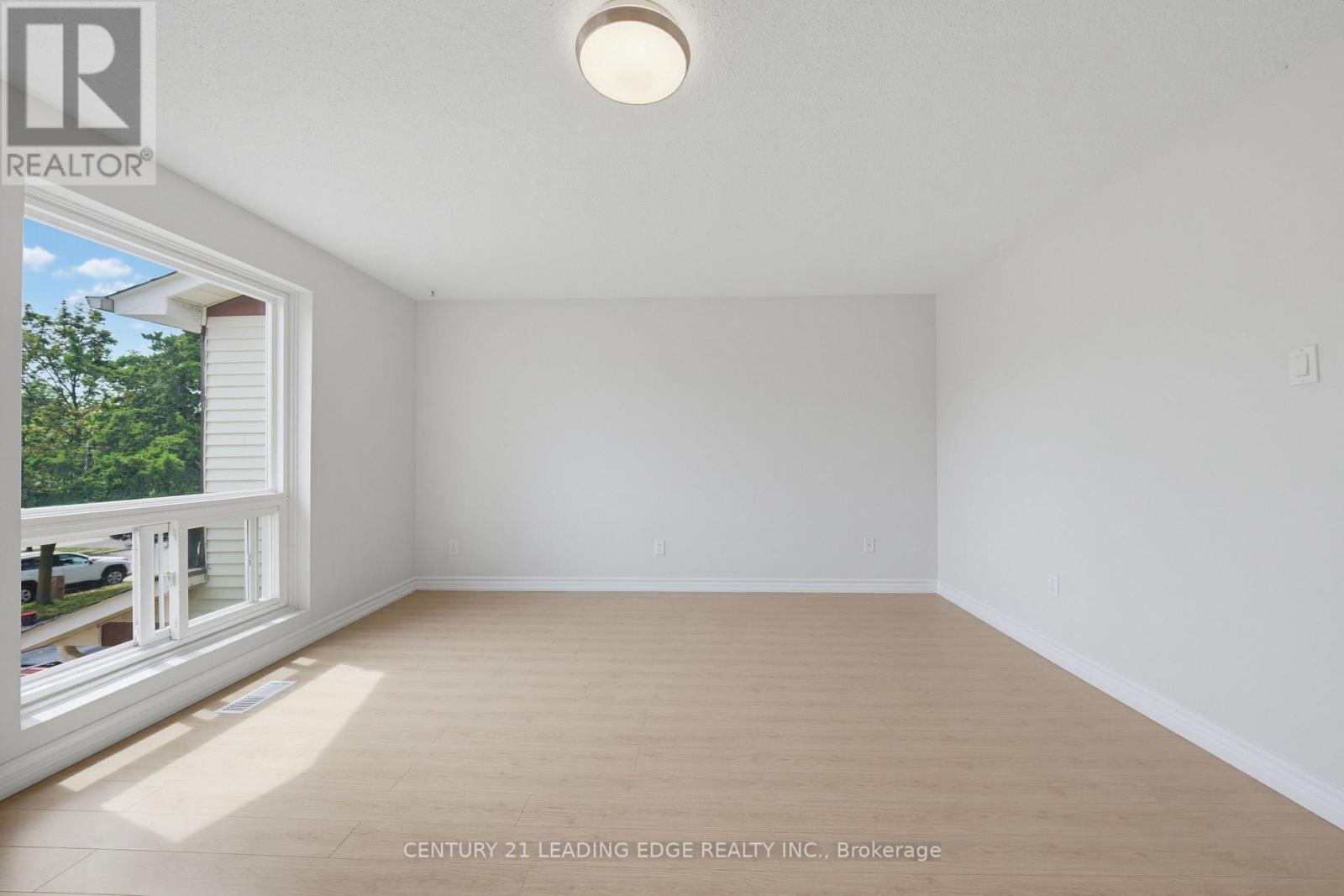 109 Phalen Crescent Property Photo 18
