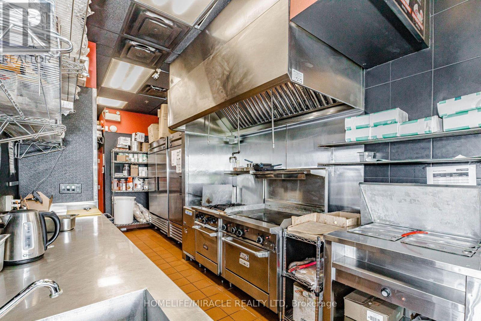 5095 Sheppard Avenue E Property Photo 14