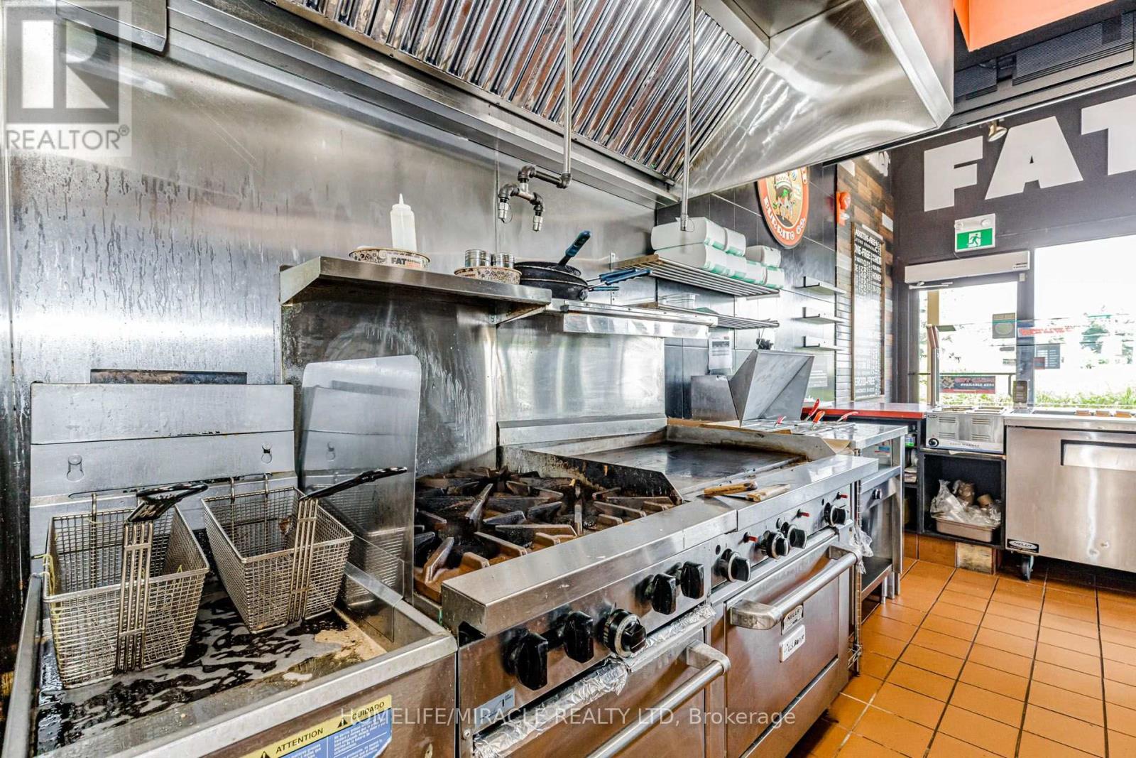 5095 Sheppard Avenue E Property Photo 19