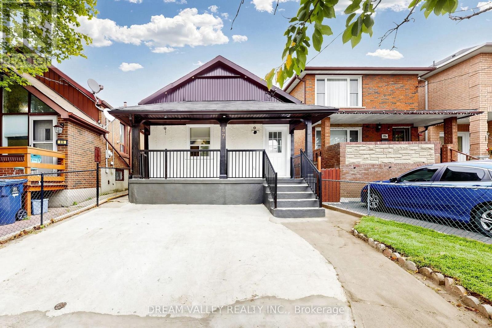 47 Laurel Avenue Property Photo 4