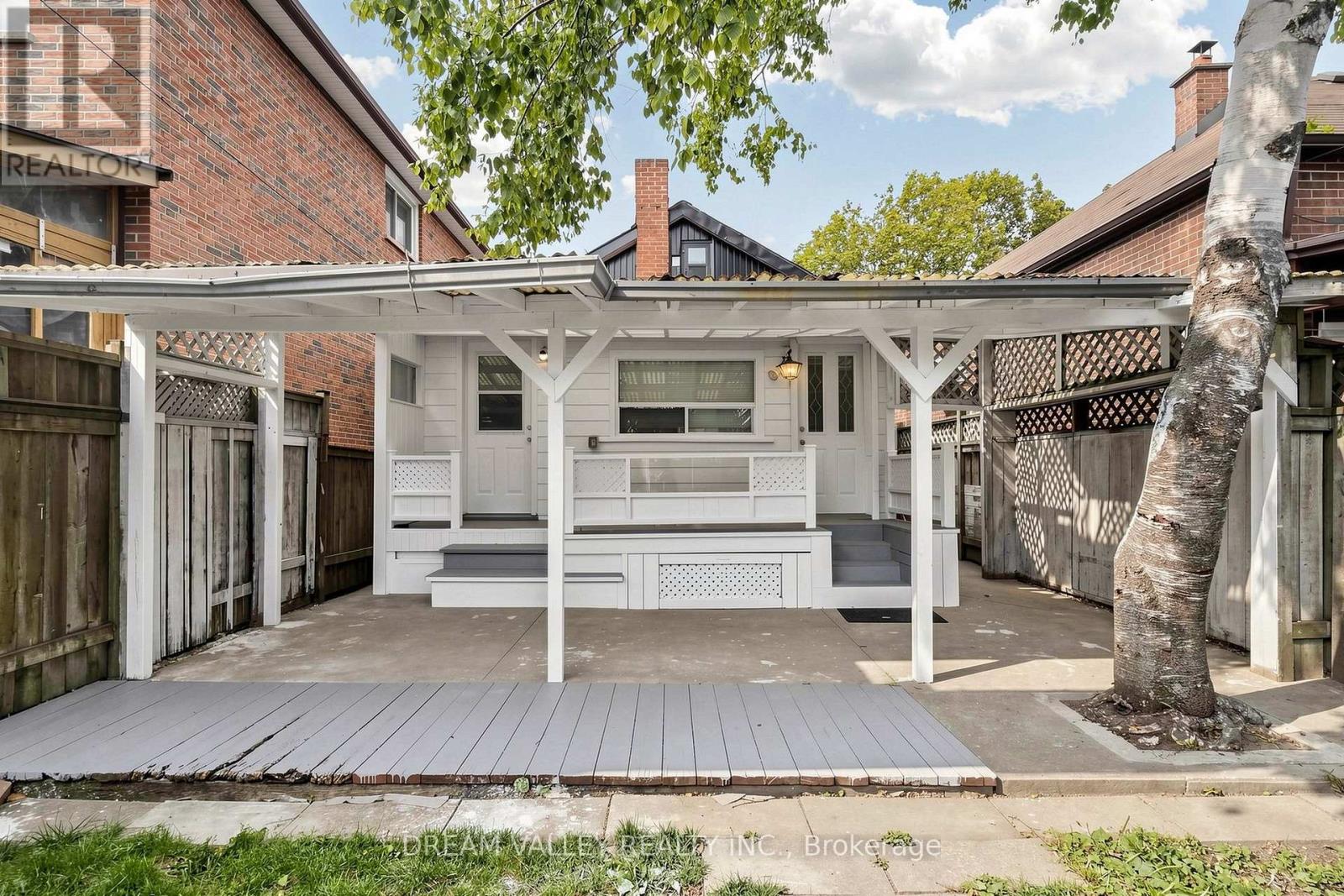 47 Laurel Avenue Property Photo 27