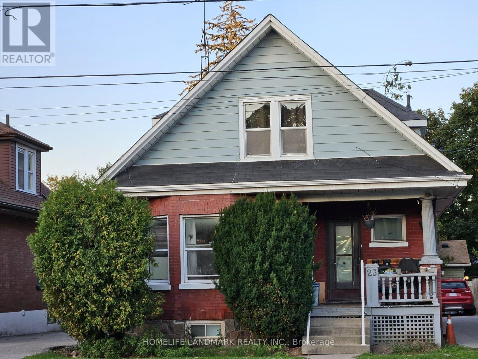 #3 - 23 RITSON ROAD S Property Photo 1
