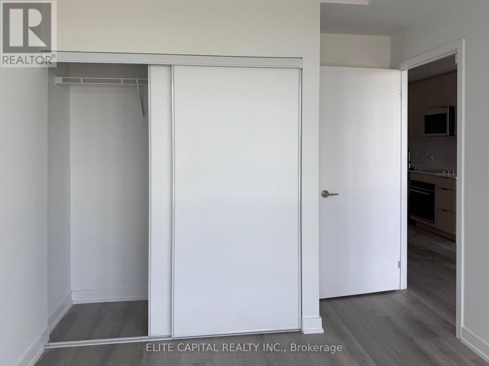 521 - 20 Deans Drive Property Photo 8