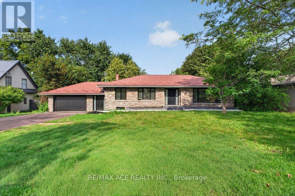 11 FAIRCROFT BOULEVARD Property Photo 1