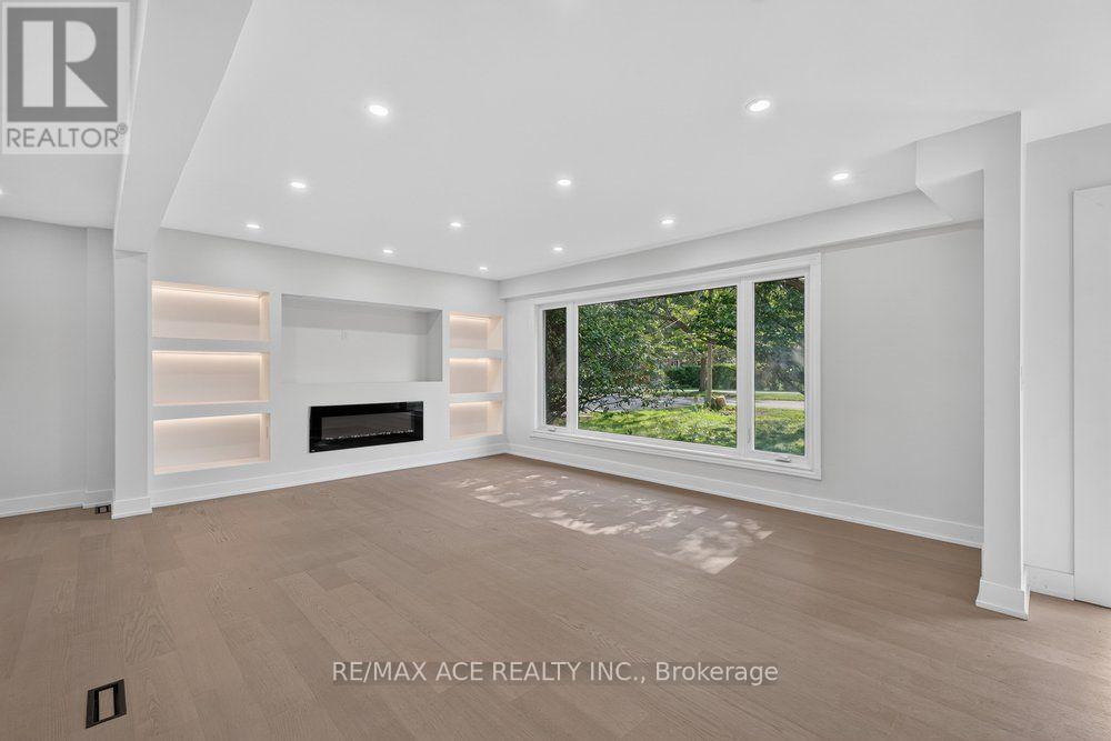 11 Faircroft Boulevard Property Photo 6