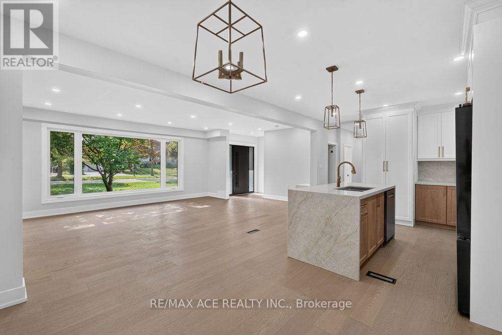 11 Faircroft Boulevard Property Photo 17