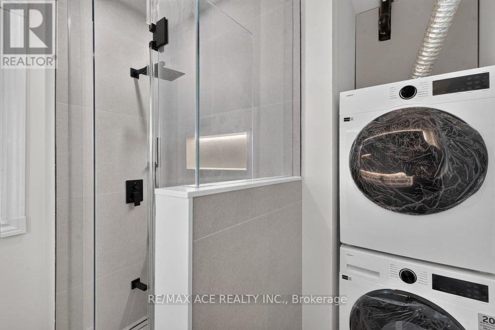 11 Faircroft Boulevard Property Photo 27