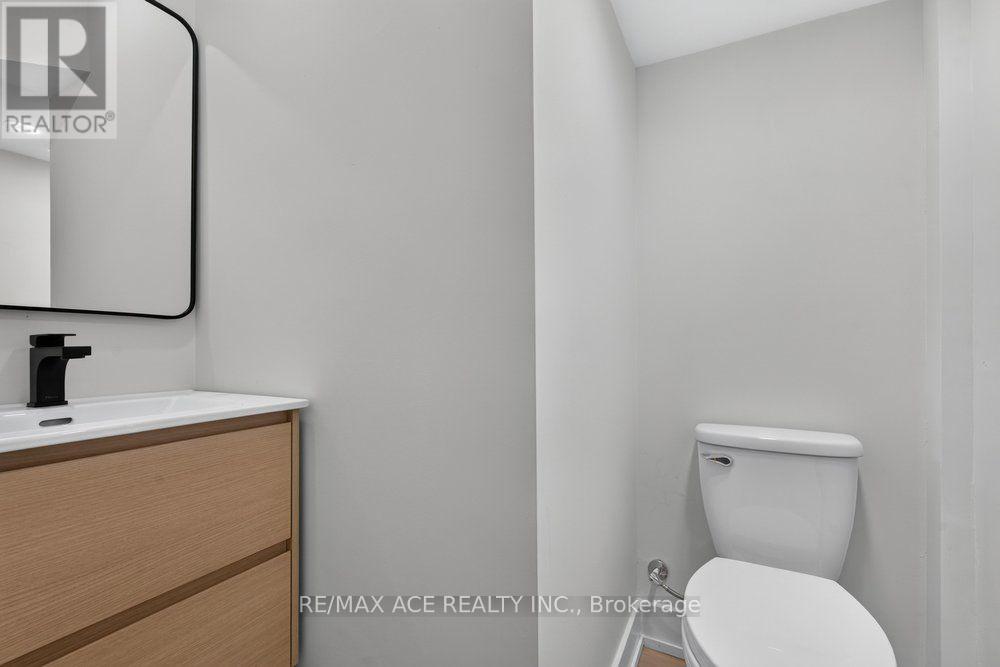 11 Faircroft Boulevard Property Photo 36