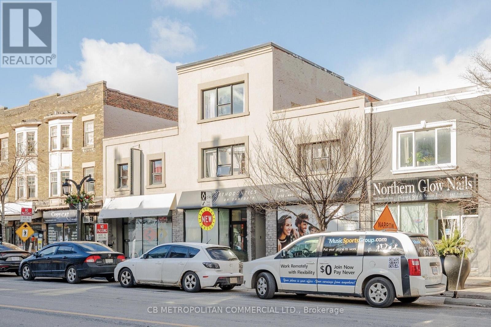 752 Danforth Avenue Property Photo 3