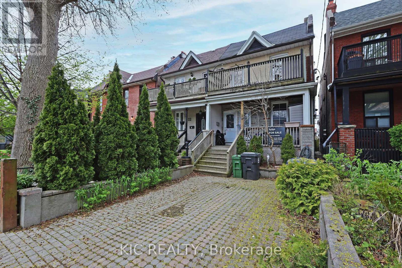 20 ASHDALE AVENUE Property Photo 1