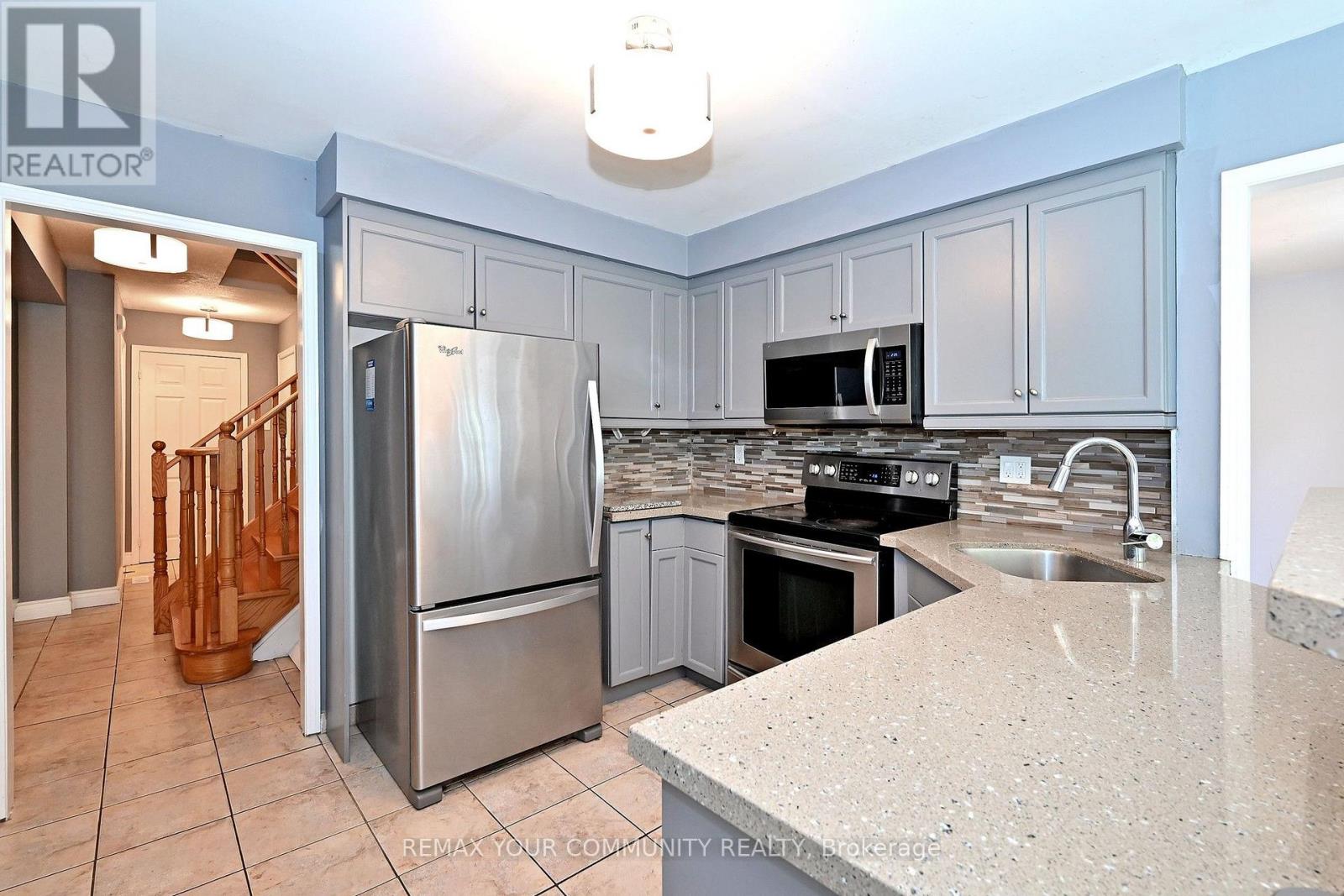 35 Dakin Drive Property Photo 13