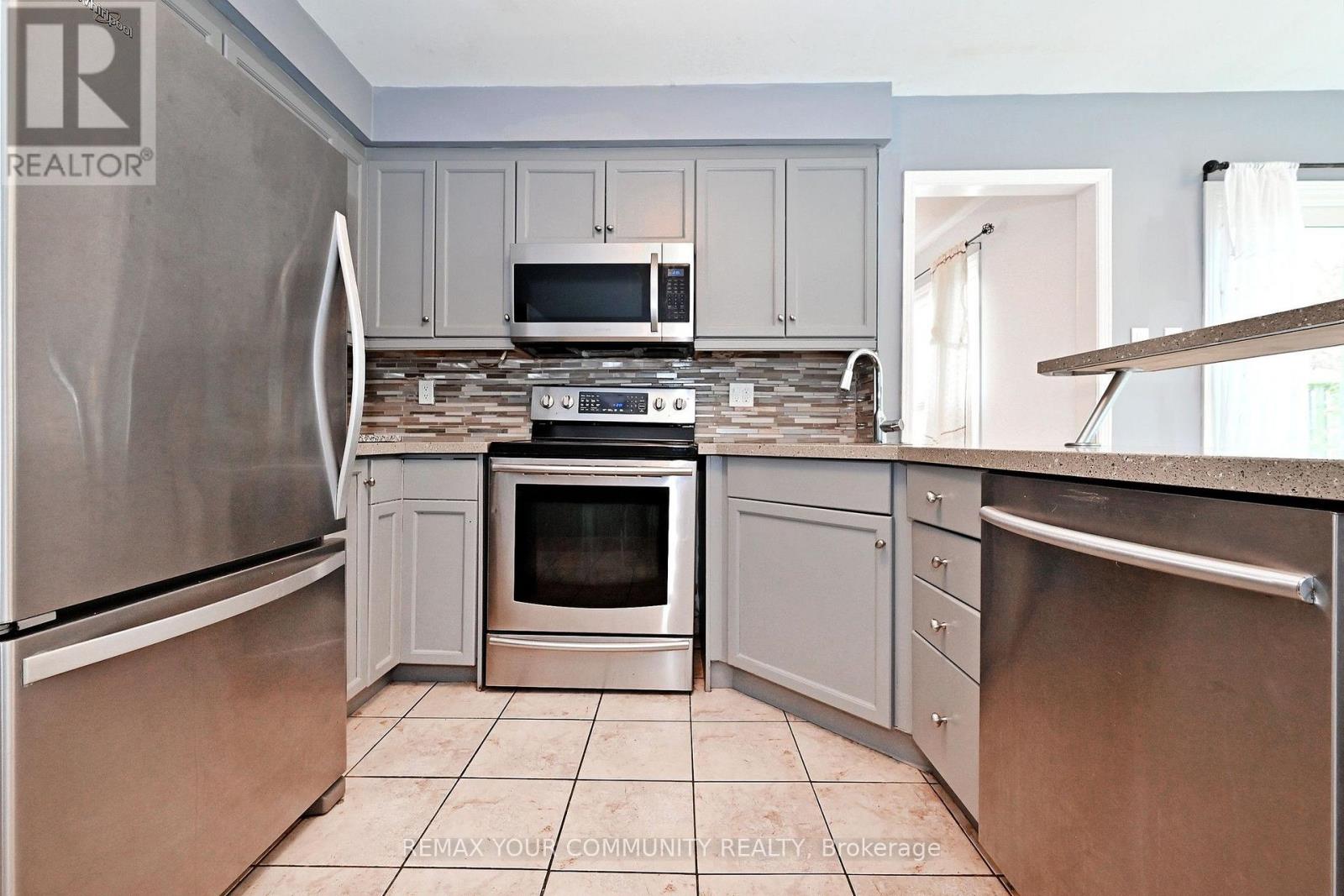 35 Dakin Drive Property Photo 14