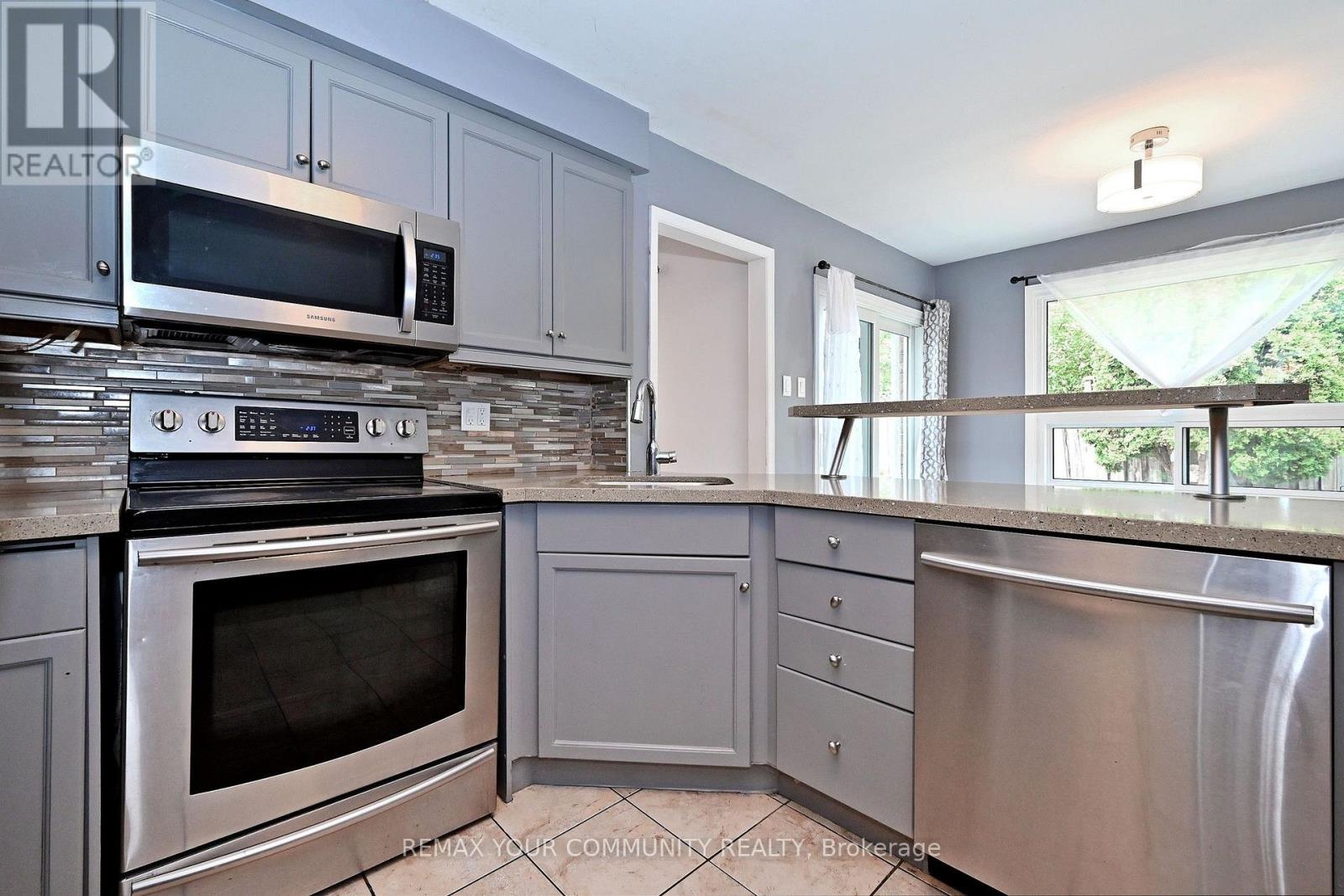 35 Dakin Drive Property Photo 15