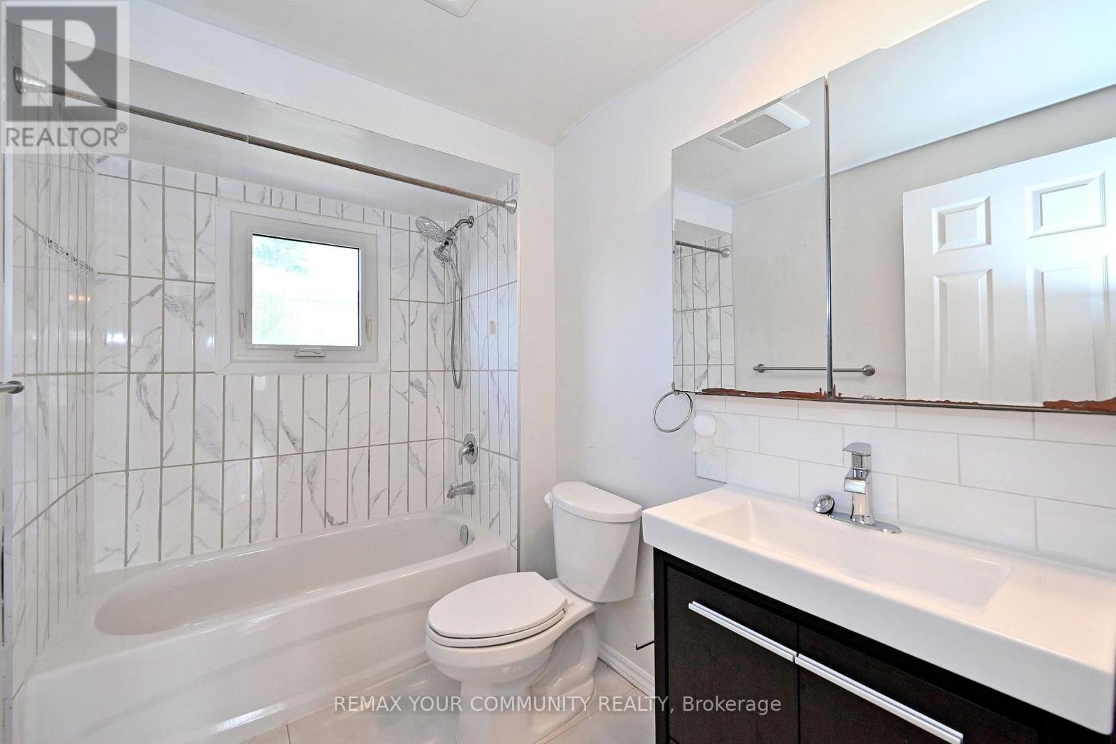 35 Dakin Drive Property Photo 34