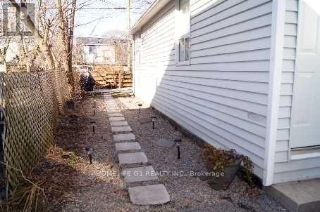 122 Harding Boulevard Property Photo 8
