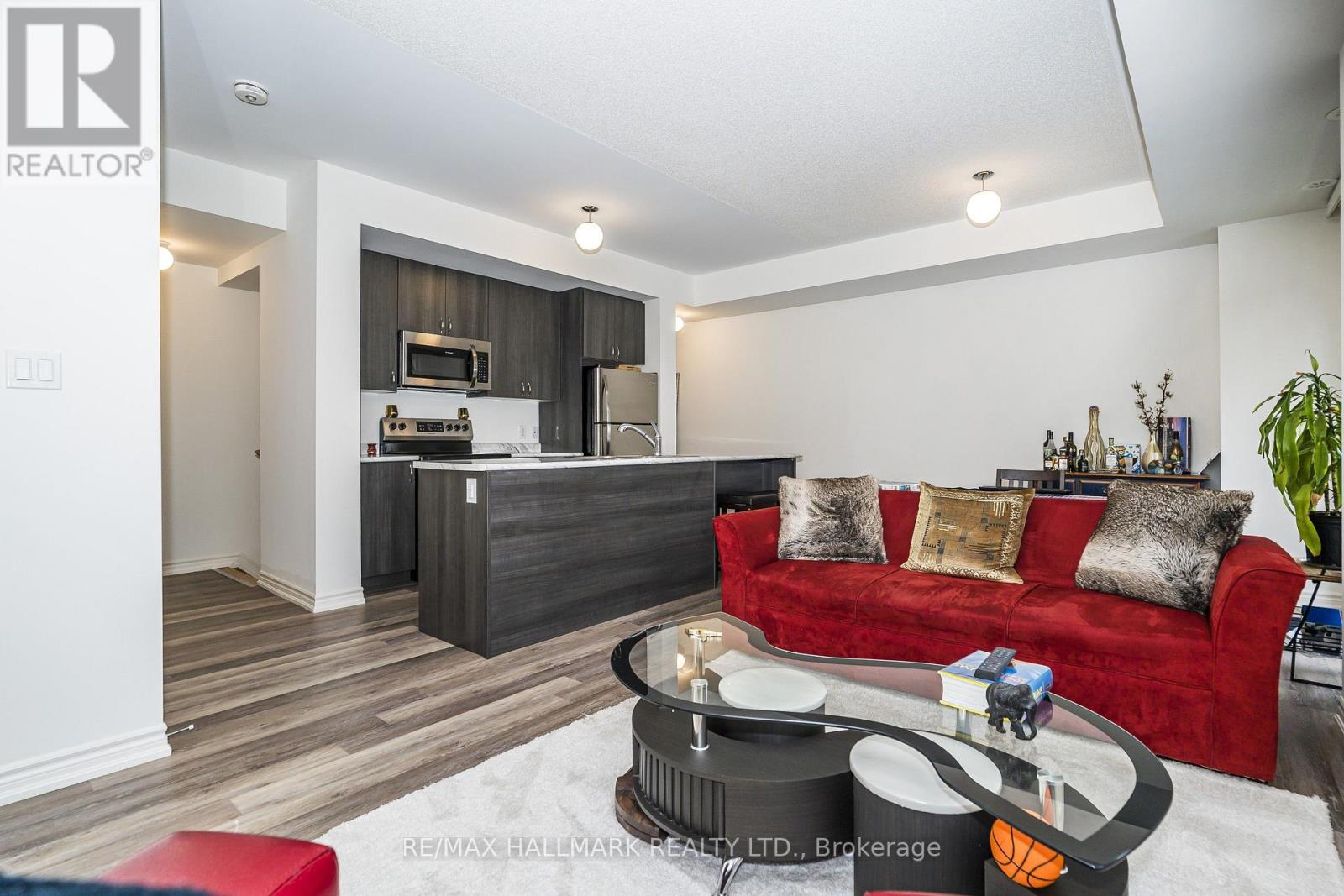 2558 LADYFERN CROSSING Property Photo 1