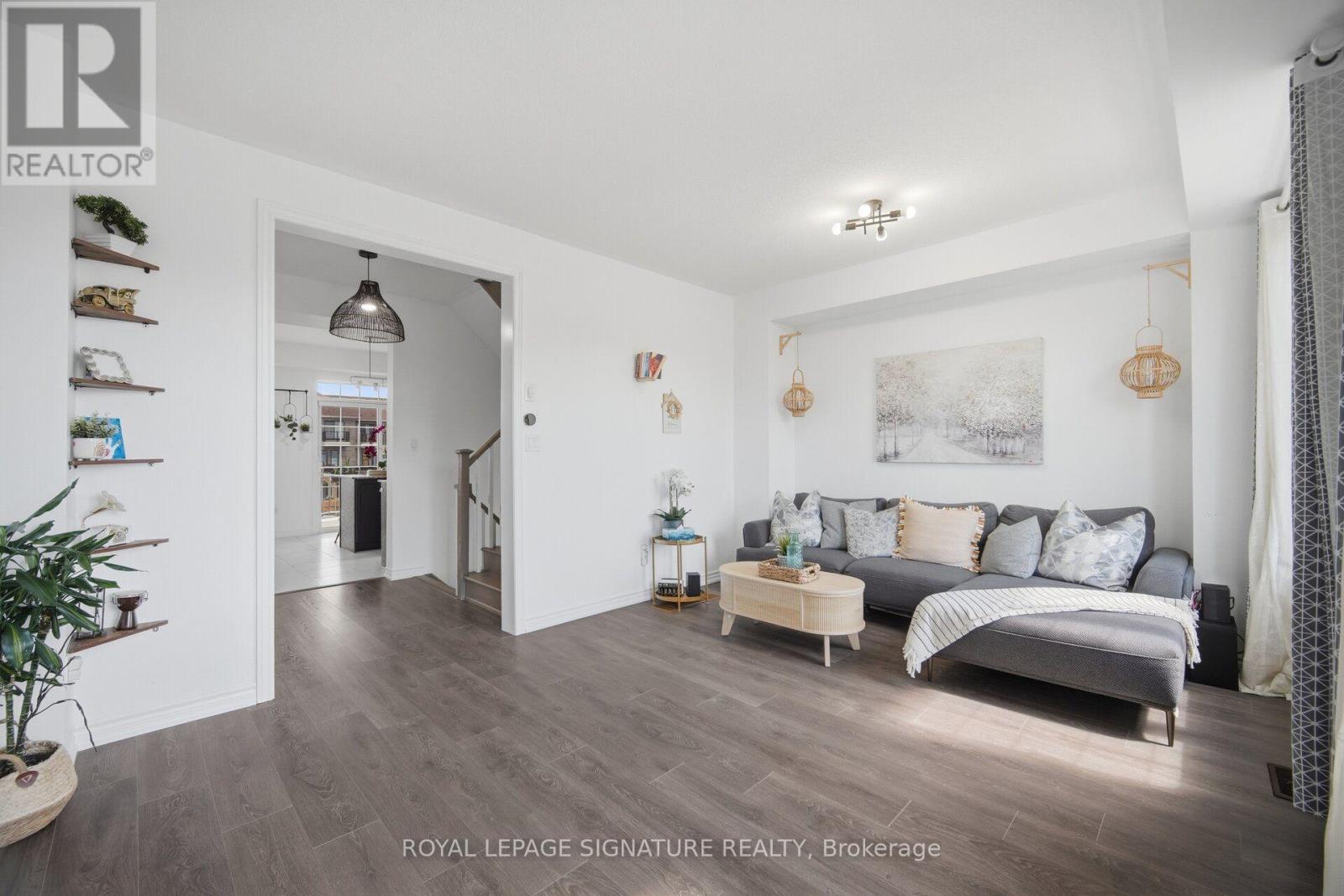 3 Kingfisher Way Property Photo 25