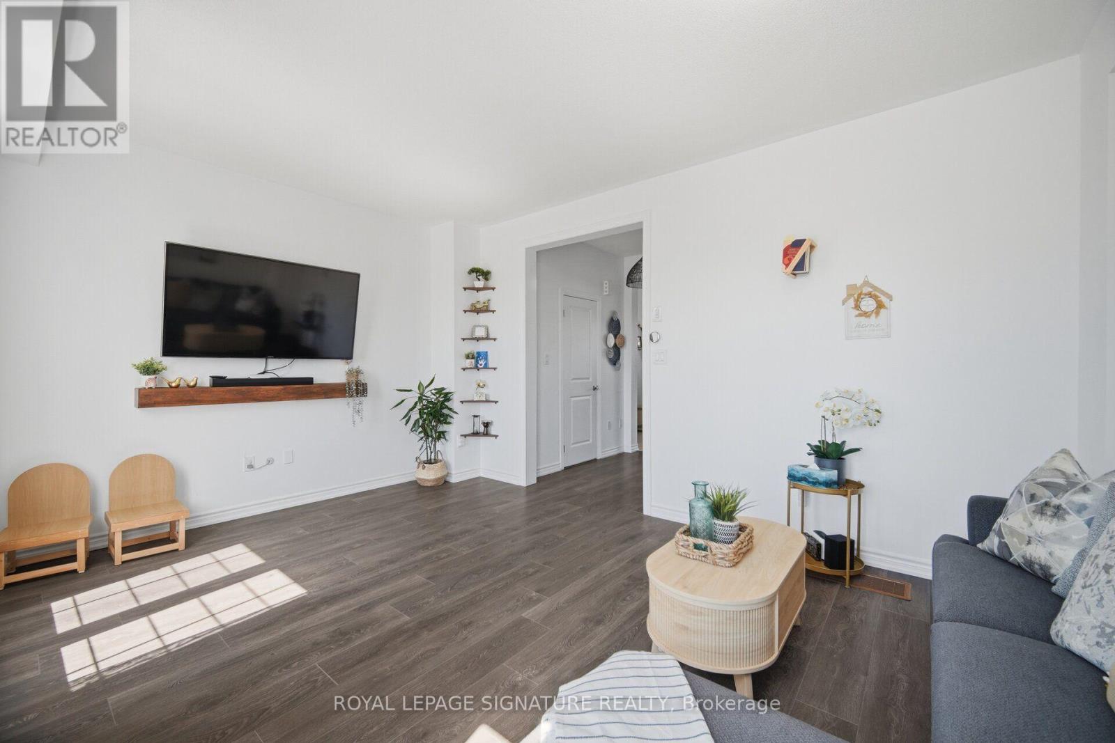 3 Kingfisher Way Property Photo 27