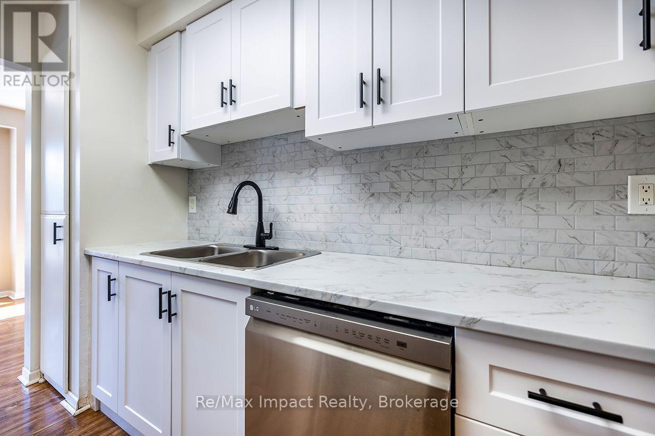 25 Tompkins Lane Property Photo 6