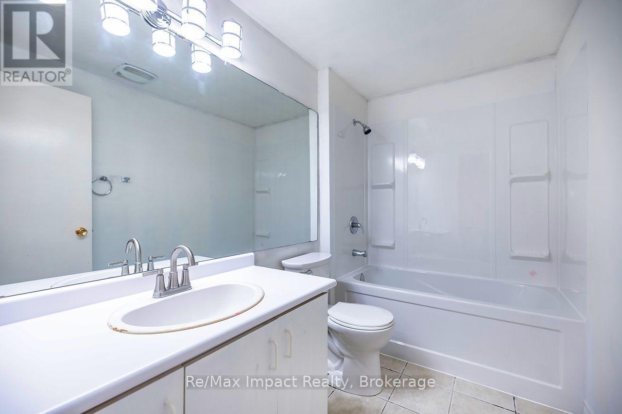 25 Tompkins Lane Property Photo 14