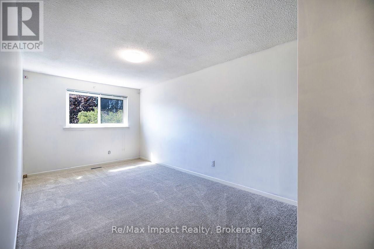 25 Tompkins Lane Property Photo 15