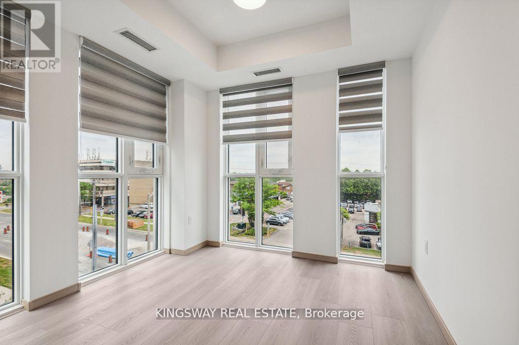 501 - 3429 Sheppard Avenue E Property Photo 21