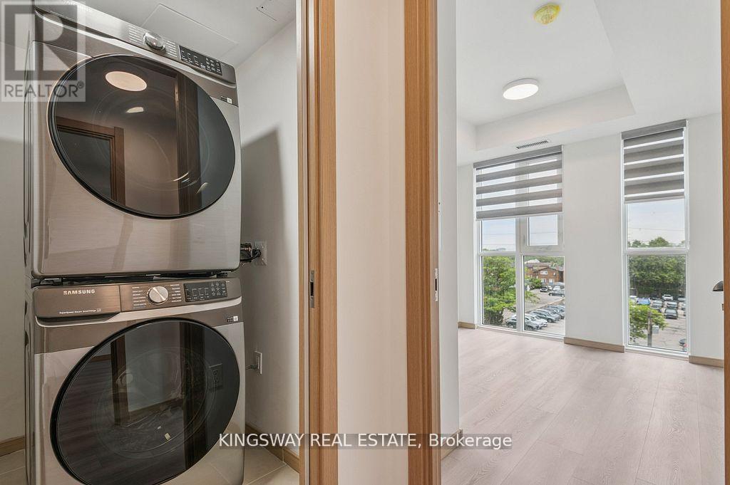 501 - 3429 Sheppard Avenue E Property Photo 29