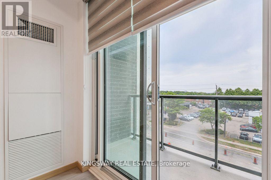 501 - 3429 Sheppard Avenue E Property Photo 30
