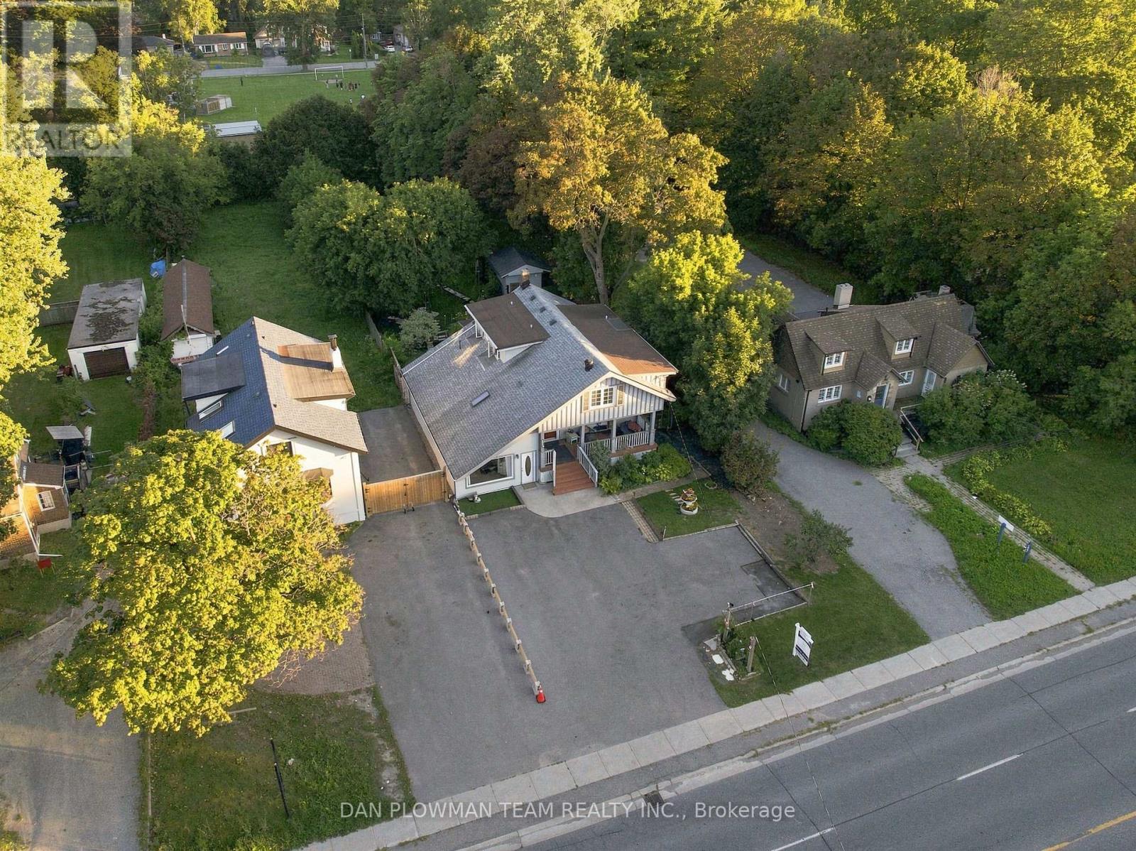 519 Kingston Road W Property Photo 41
