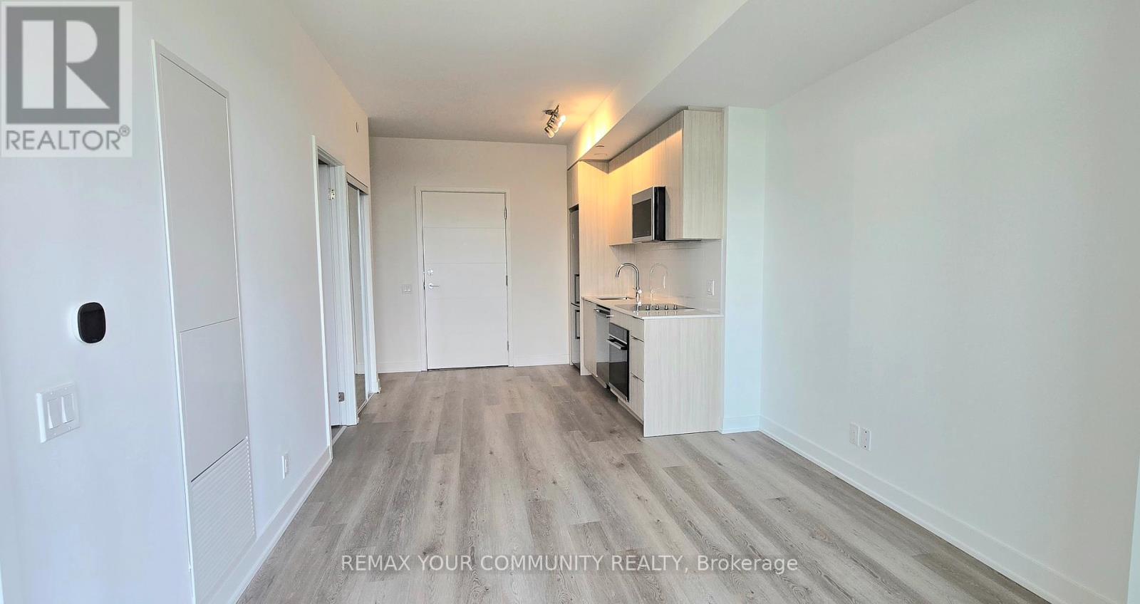 511 - 20 Deans Drive Property Photo 6