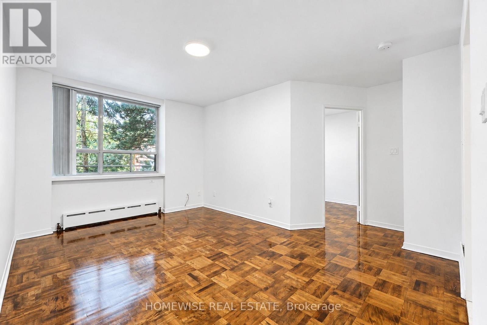 414 - 485 Kingston Road Property Photo 6