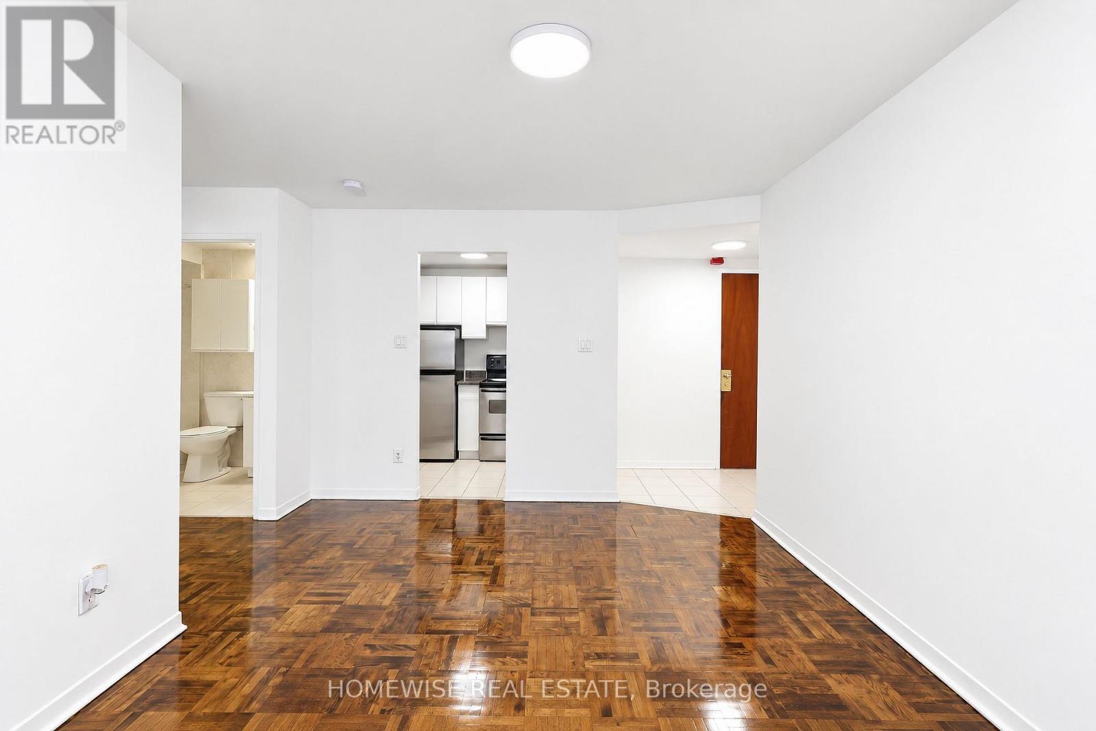 414 - 485 Kingston Road Property Photo 8