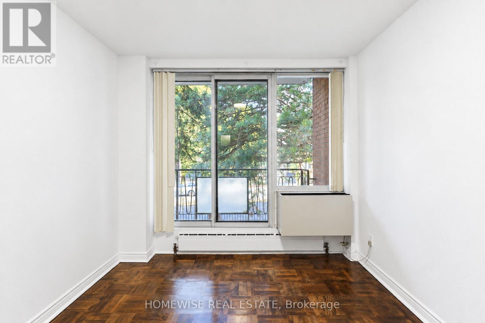 414 - 485 Kingston Road Property Photo 11