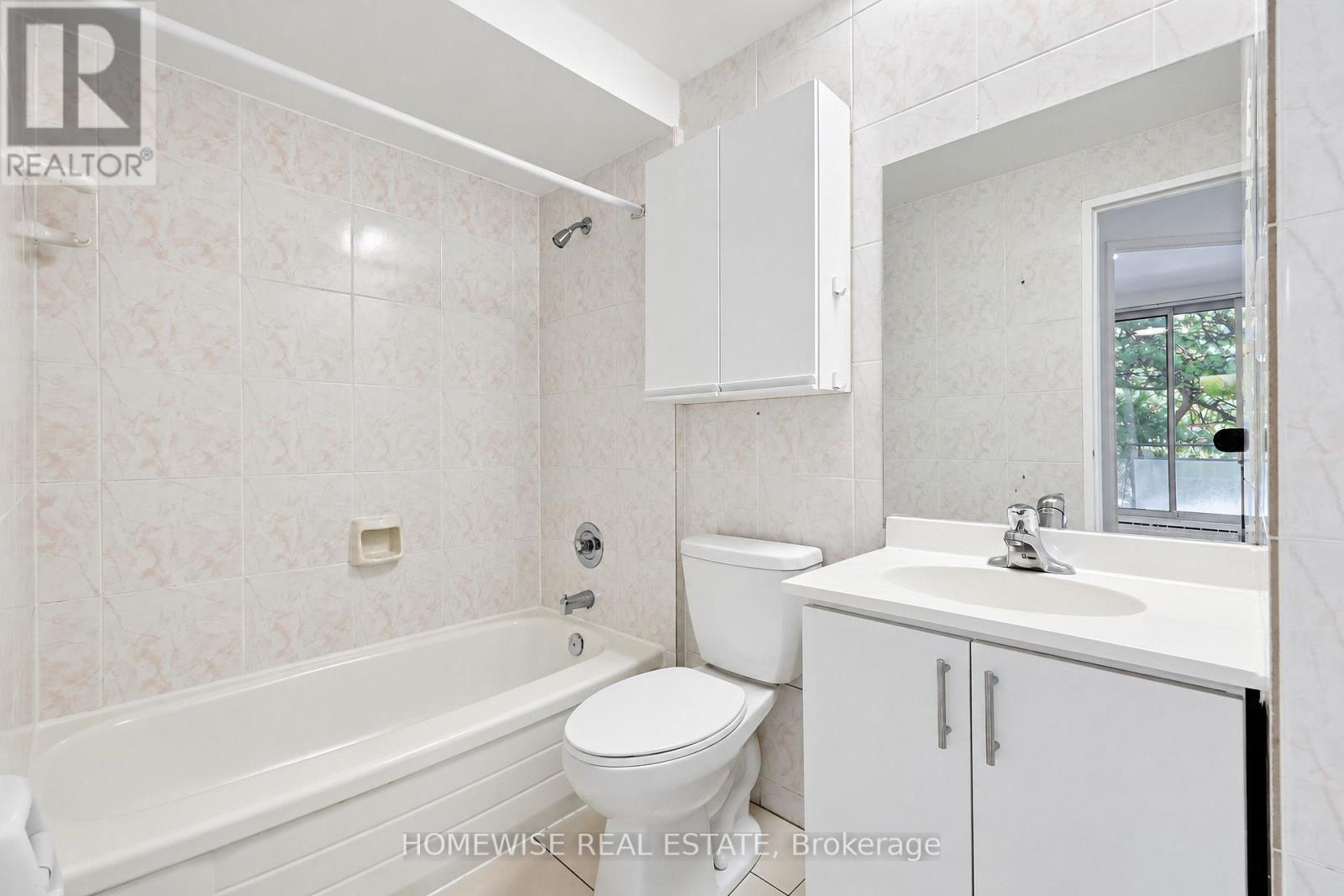 414 - 485 Kingston Road Property Photo 13