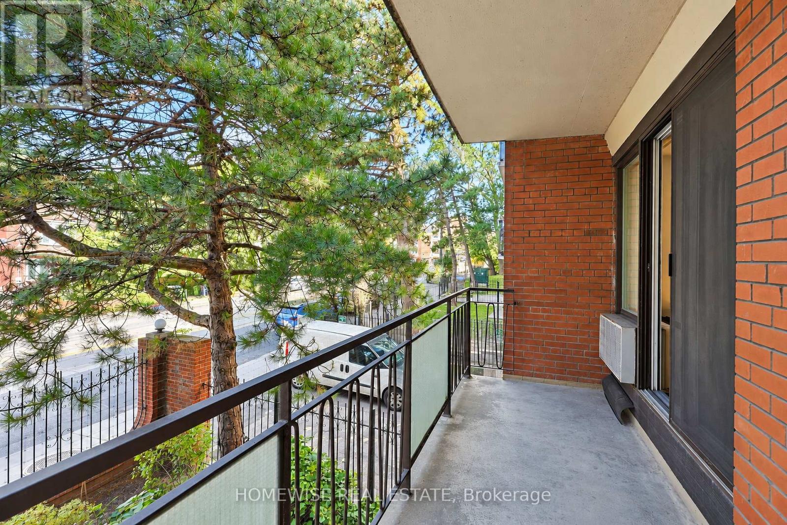 414 - 485 Kingston Road Property Photo 16