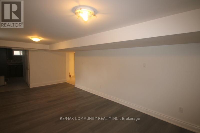 64 Admiral Road Property Photo 15