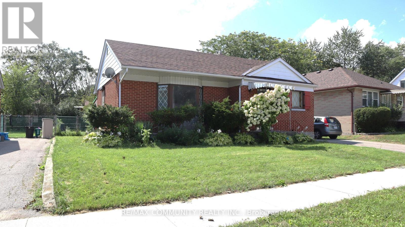64 Admiral Road Property Photo 25