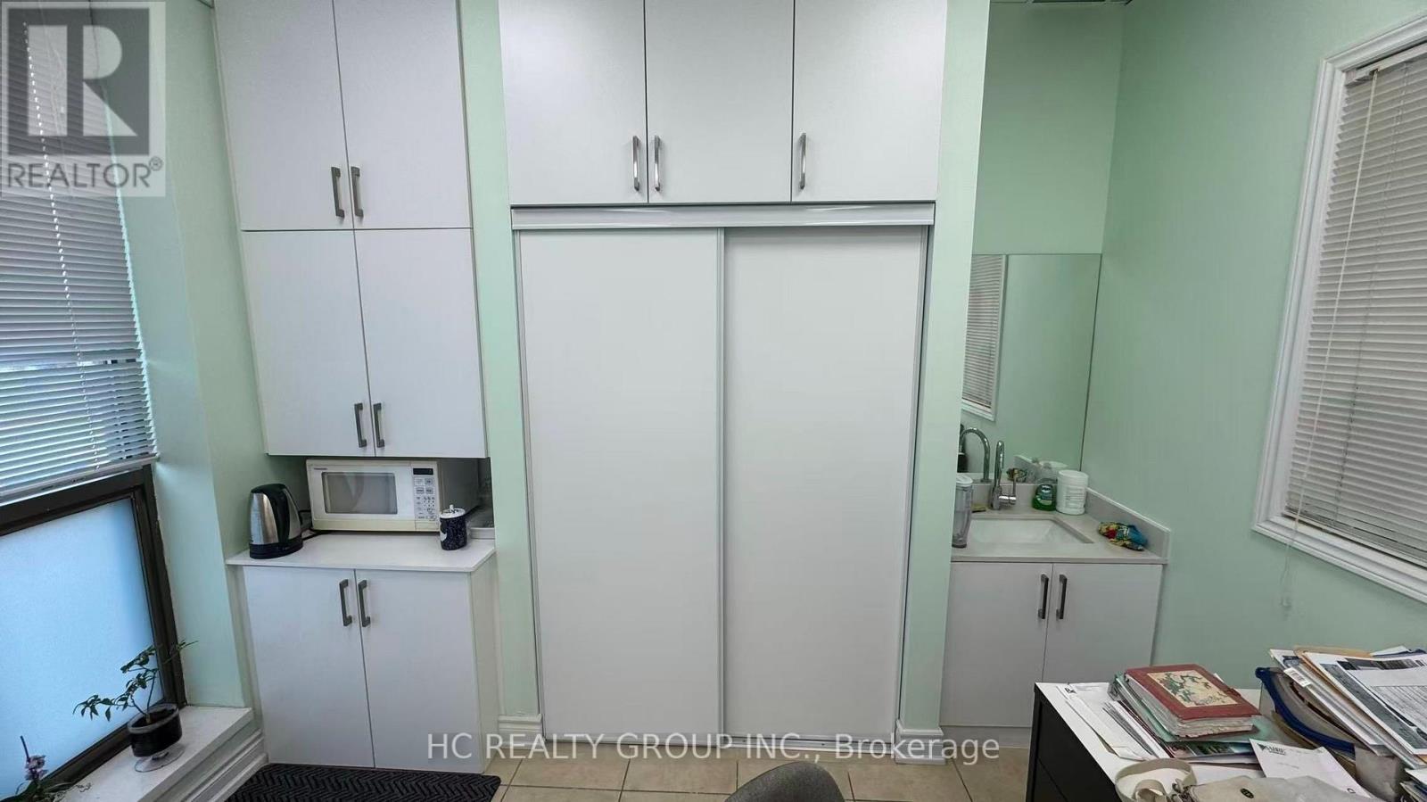 205 - 4211 Sheppard Avenue E Property Photo 5