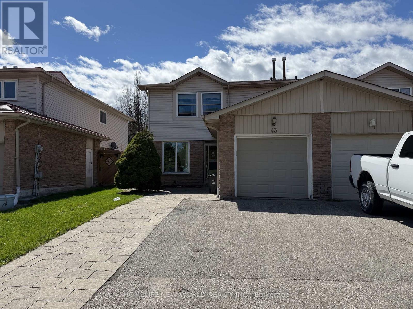 43 BUSHMILLS SQUARE Property Photo 1