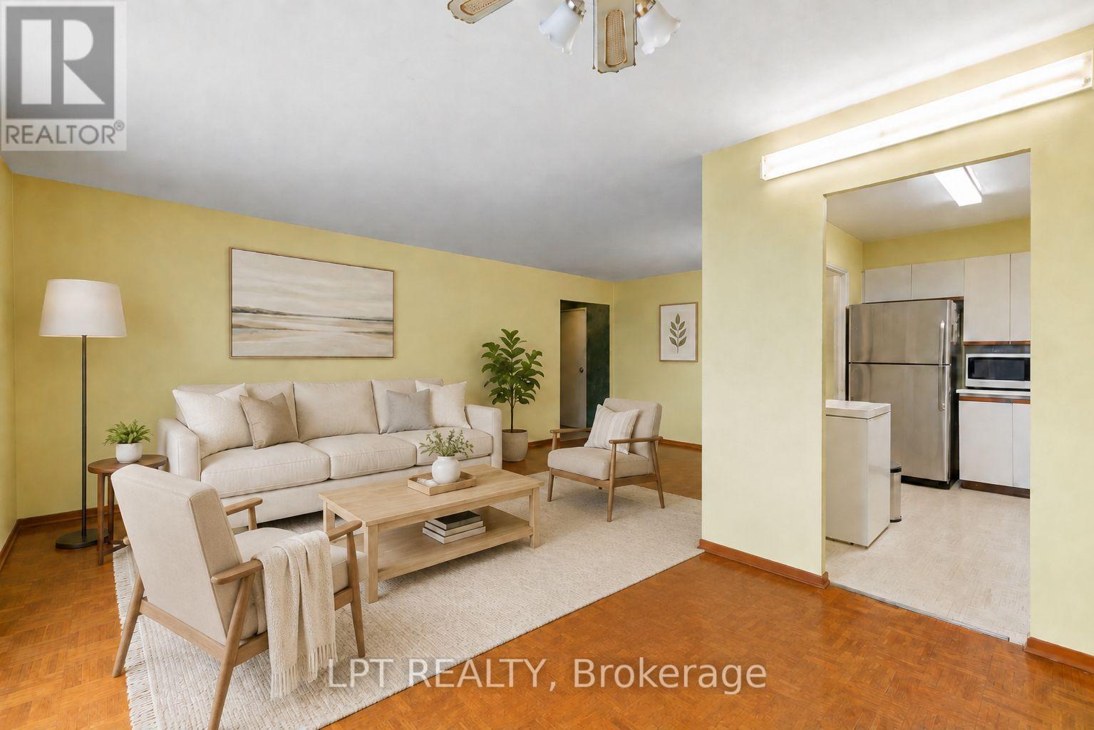 2811 - 5 Massey Square Property Photo 12