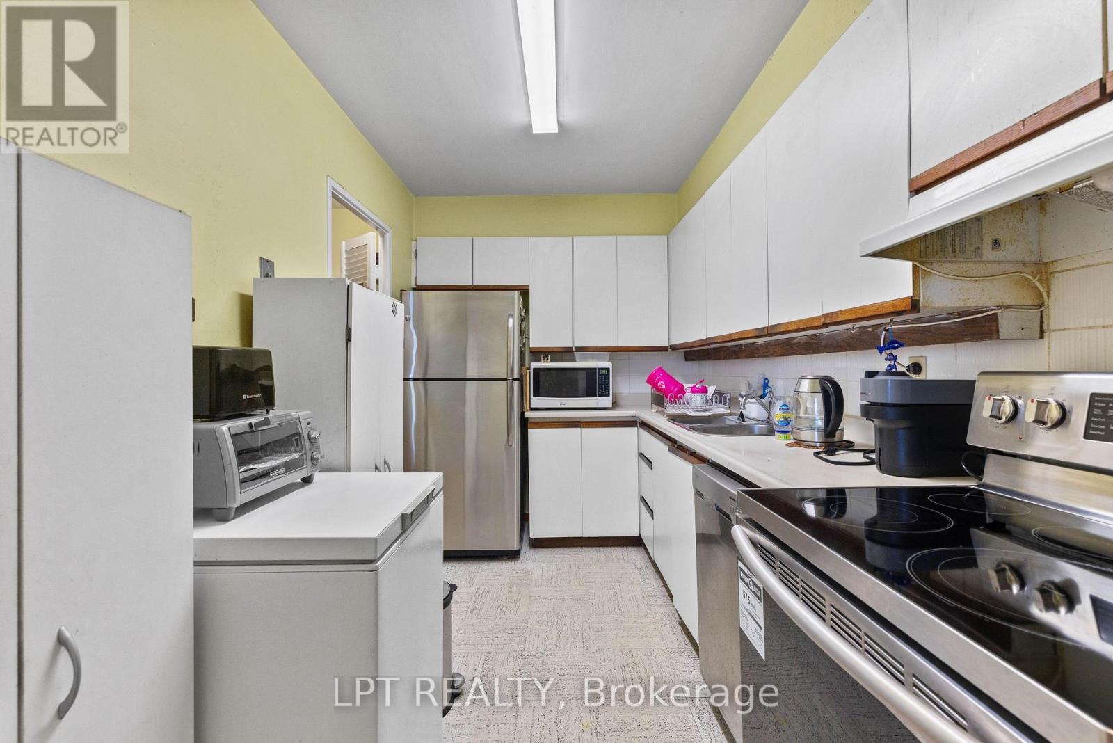 2811 - 5 Massey Square Property Photo 19