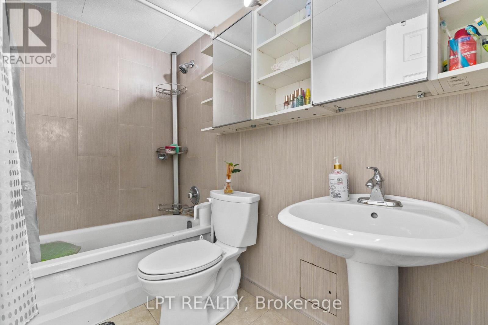 2811 - 5 Massey Square Property Photo 28