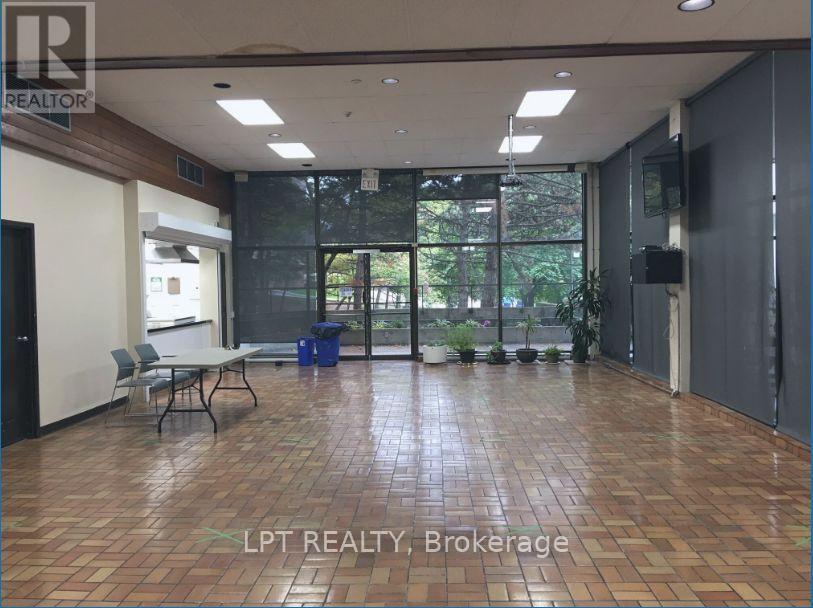 2811 - 5 Massey Square Property Photo 31
