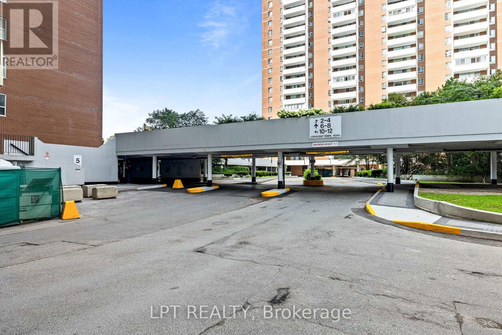 2811 - 5 Massey Square Property Photo 41