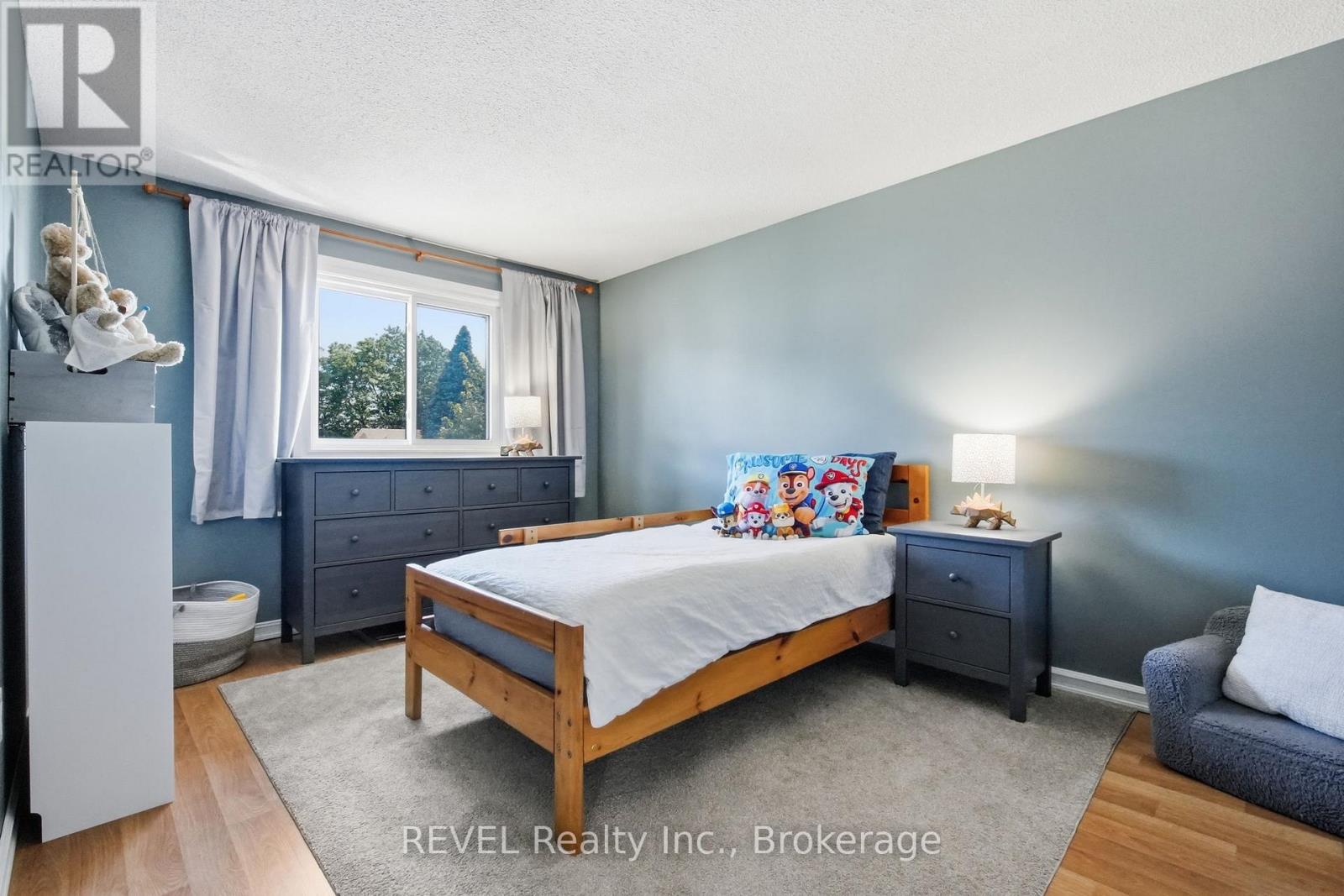 1298 Pinehurst Avenue Property Photo 17