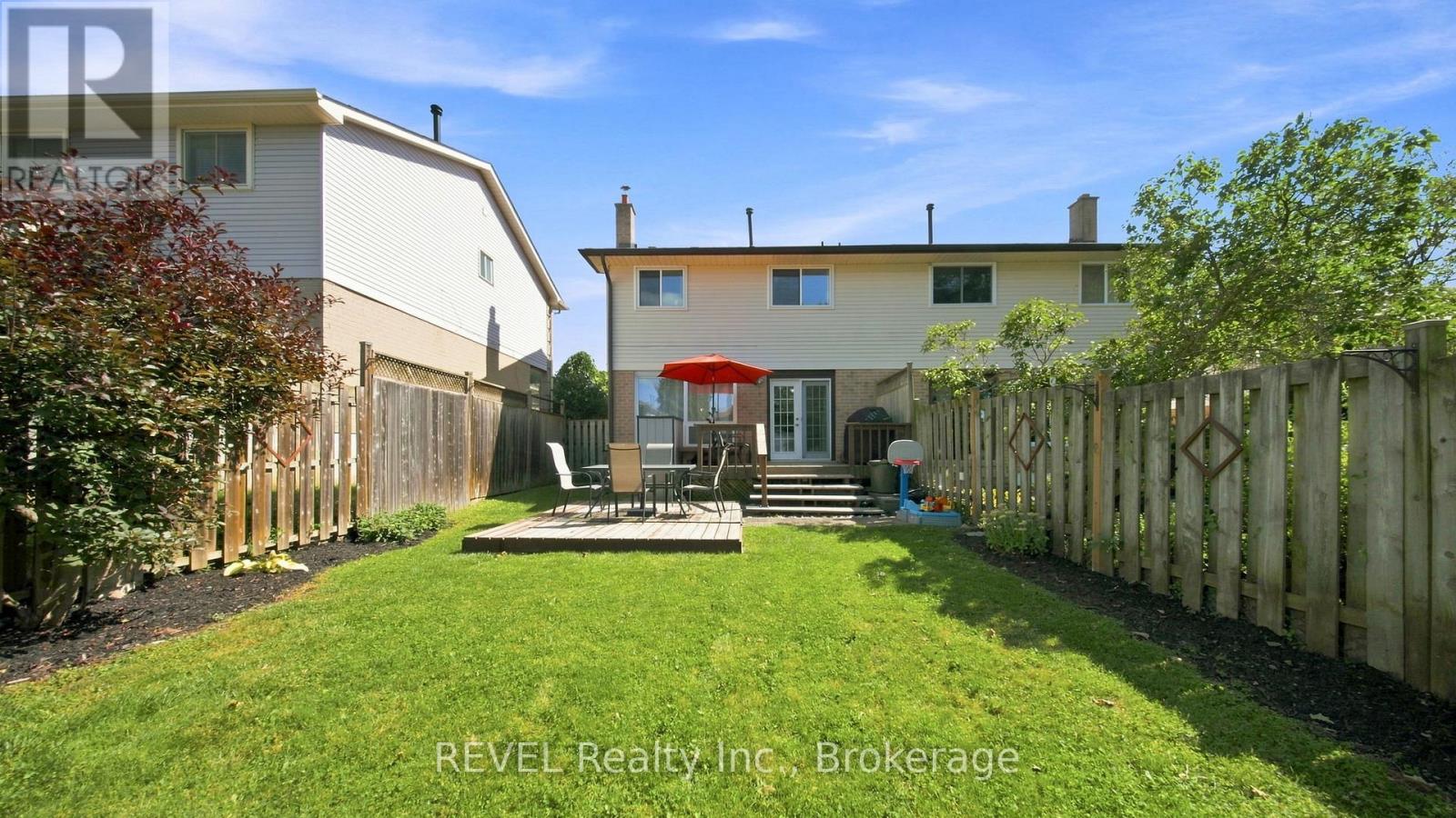 1298 Pinehurst Avenue Property Photo 22