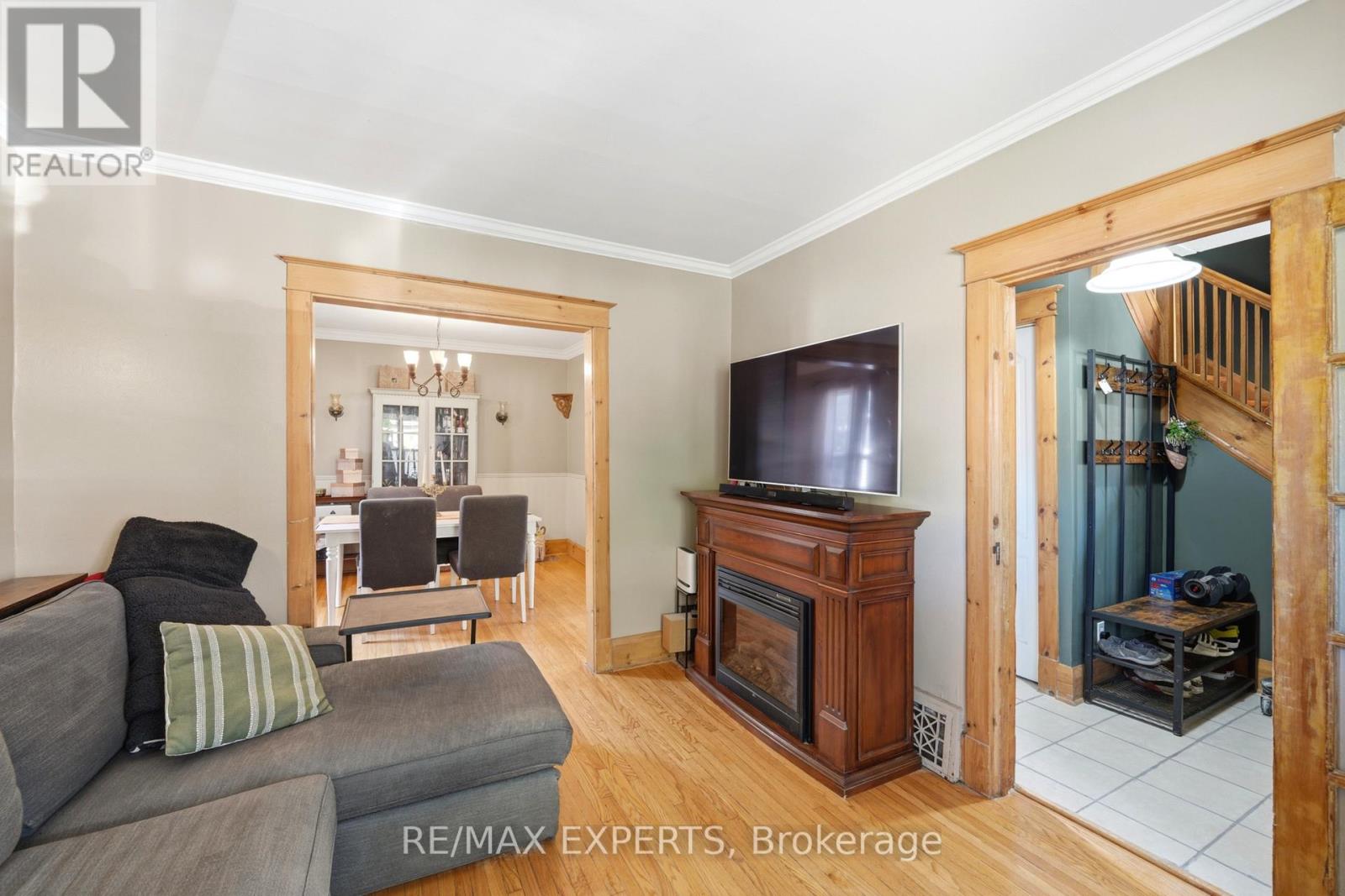 18 Rowe Street Property Photo 12