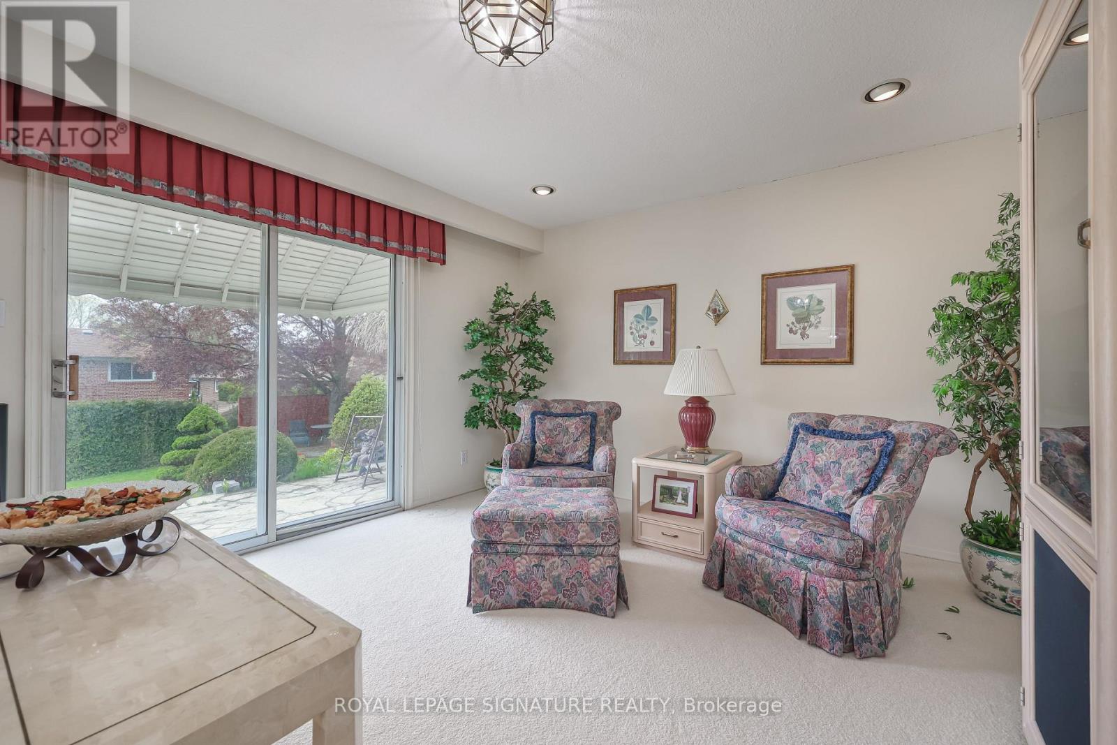14 Logstone Crescent Property Photo 21