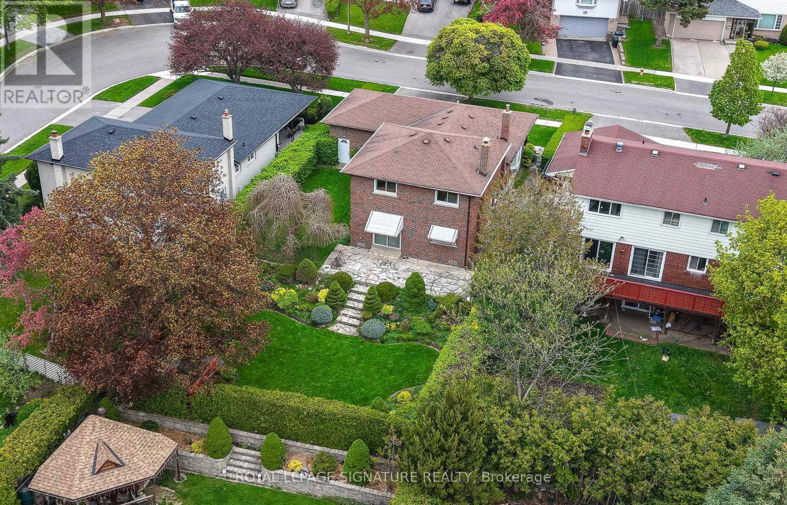 14 Logstone Crescent Property Photo 38