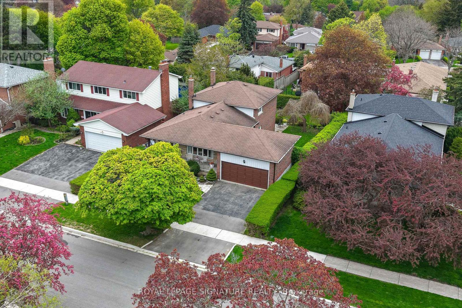 14 Logstone Crescent Property Photo 44